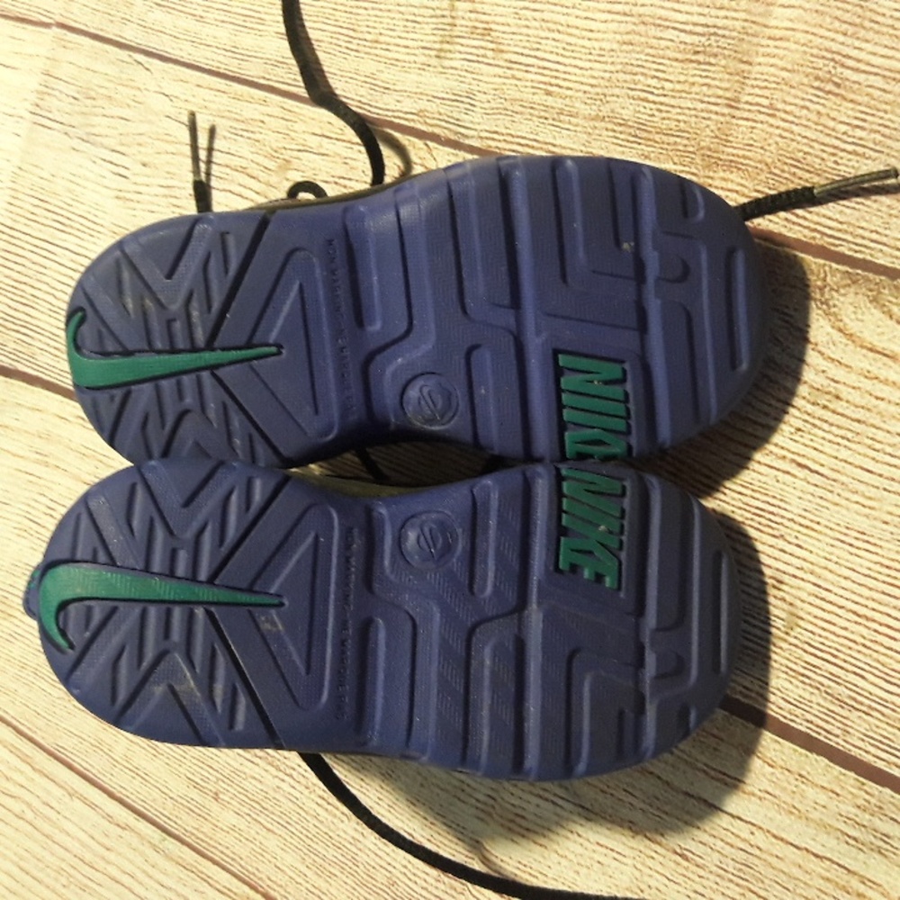 Nike boy's high top black purple green sneaker - Picture 10 of 13